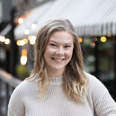 Dylan Jahraus: How to Hire Help on Etsy Without Losing Control — Tips from Emily Bronaugh
